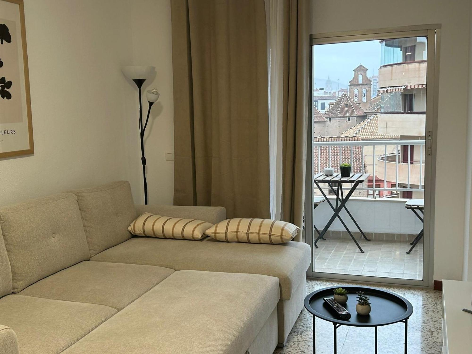 Апартаменти Vialia Piso Centrico Wifi Maria Zambrano Andra Малага Екстер'єр фото